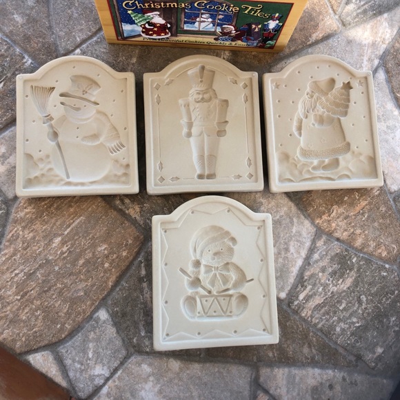 Brown Bag Christmas Cookie Mold Stamping Tiles Set With Caddy - Picture 3 of 12